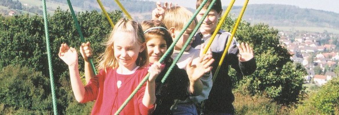 TAMPOVÁ HOUPAČKA