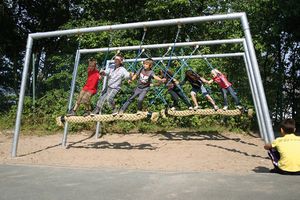Super Tampen Swinger Mini čtyřmístná, jednoduchá
